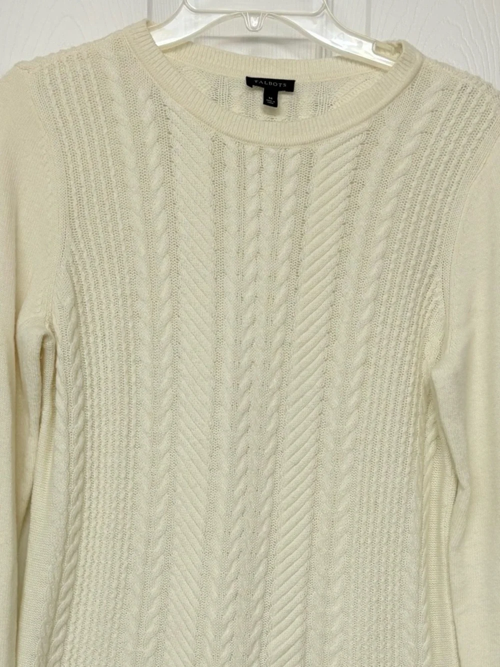 Talbots Cream Color Cable Knit Lambswool Blend Crew Neck Sweater Neutral Sz M - Picture 2 of 4